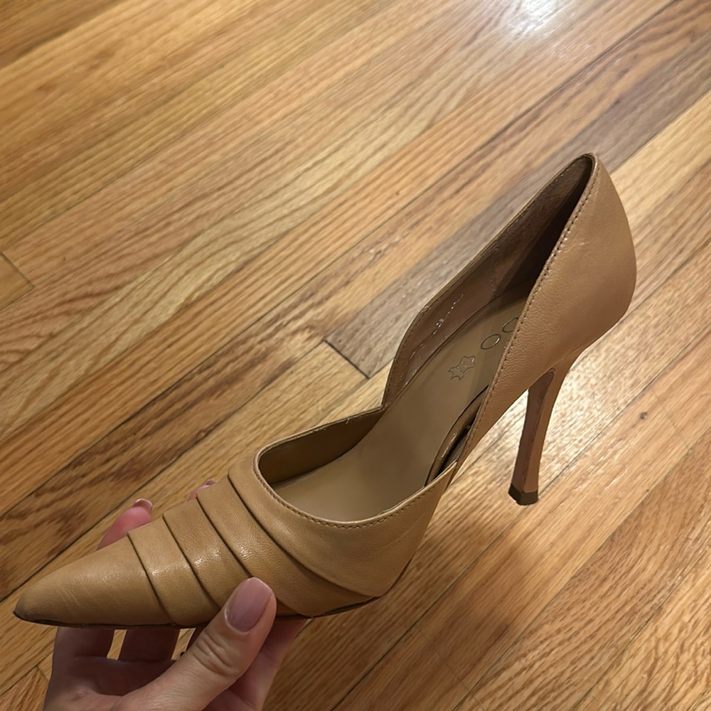 Tan Aldo heels 👠